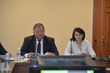 Депутаты настаивают на увеличении финансирования противопожарной службы и сельского хозяйства